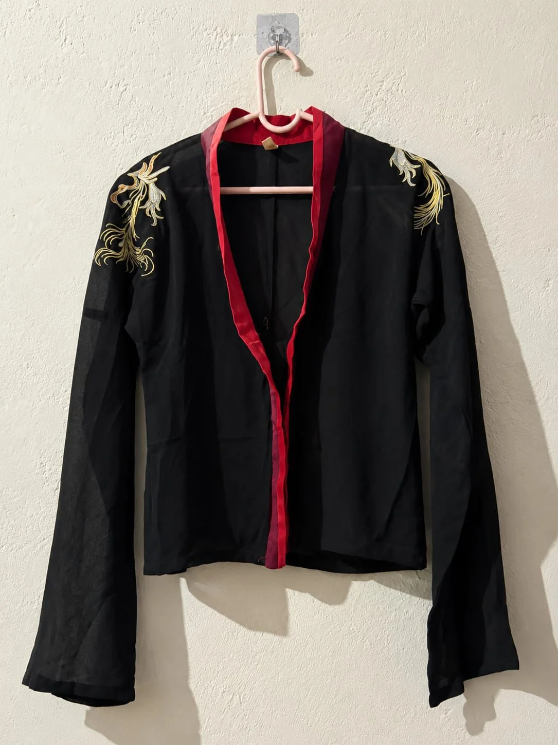 Black Shoulder Work Trim